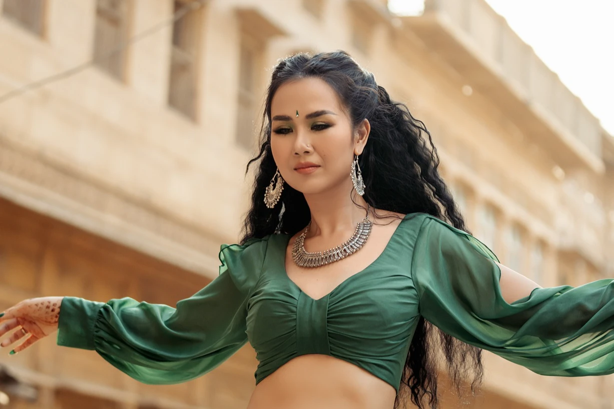 Võ Hạ Trâm chơi lớn làm điều gần 2 thập kỷ đi hát chưa từng có, khán giả phản ứng ra sao? - Hình 4