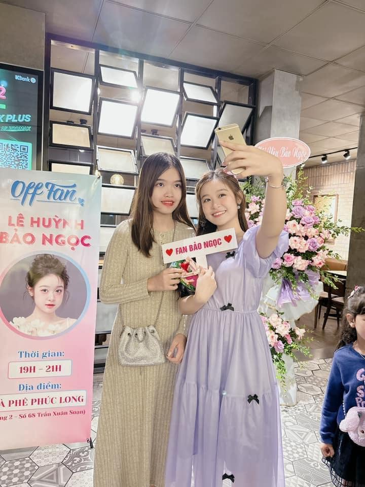 Youtuber Tho Nguyen acted strangely in front of the noise, child beauty queen Bao Ngoc happily met with fans to heal herself - Photo 3