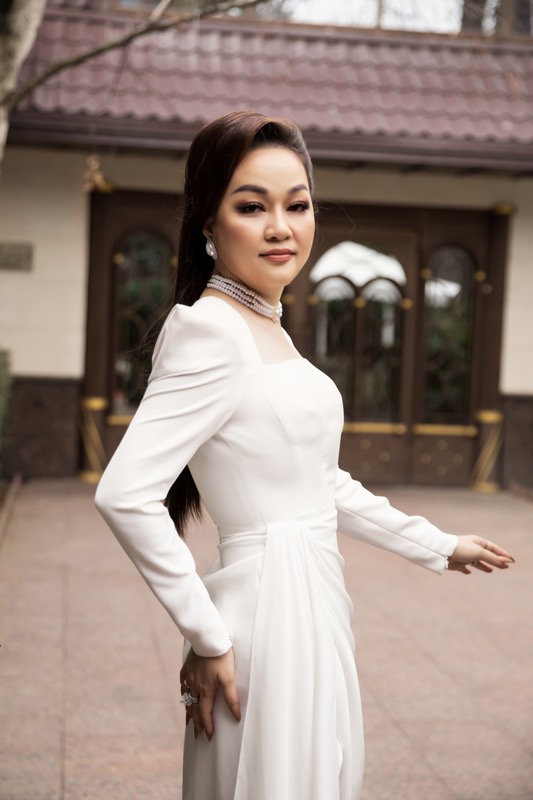 Miss Thanh Nga shines with the contestants of Mrs Universe 2023 - Photo 1