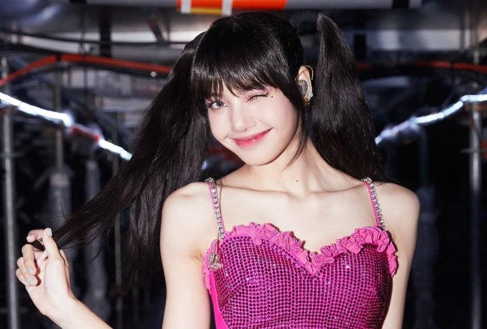 Jennie có nguy cơ mất ngôi nữ hoàng thời trang, Jisoo - Rosé gặp biến đầu năm, Lisa là may mắn nhất - Hình 10