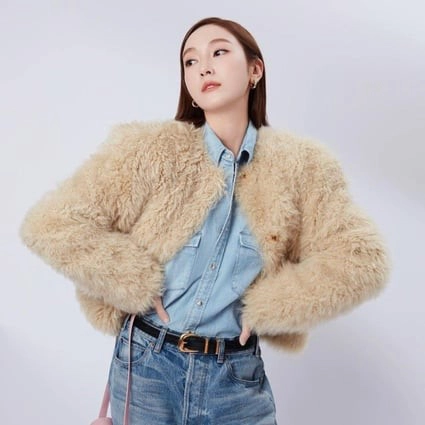 Jennie có nguy cơ mất ngôi nữ hoàng thời trang, Jisoo - Rosé gặp biến đầu năm, Lisa là may mắn nhất - Hình 1