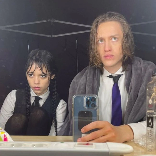 Percy Hynes White bị cắt vai Wednesday 2 vì quấy rối Jenna Ortega: Yêu cầu do chính chị Tư đưa ra? - Hình 5