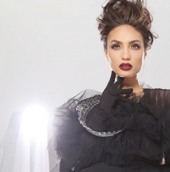 Tân Miss Universe gây chấn động với bộ ảnh mới nhất, Mr.Nawat bị Đương kim MGI 'báo' - Hình 5