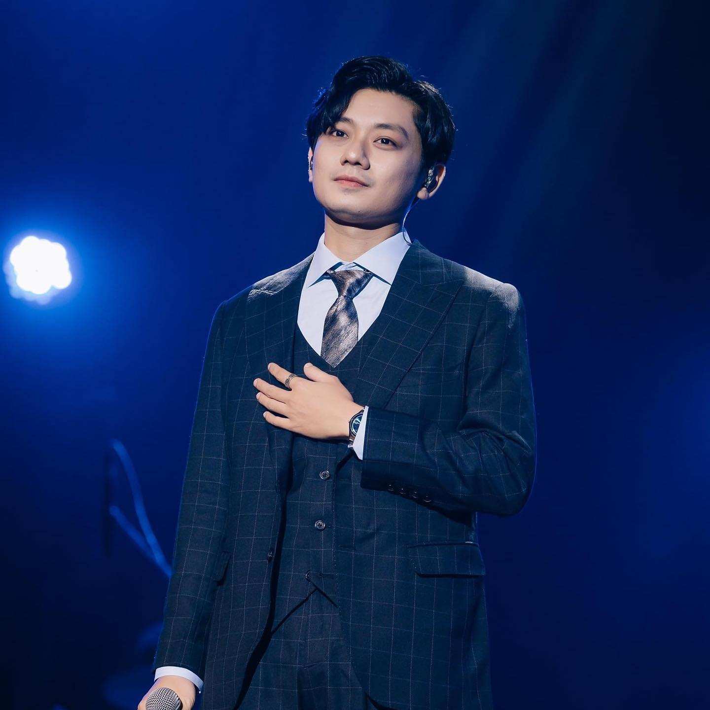 Thái Đinh: Hoàng tử ballad hớp hồn giới trẻ, bỏ việc văn phòng theo đuổi đam mê - Hình 3