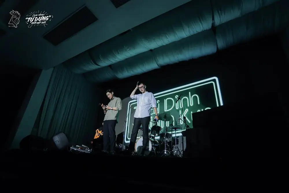Thái Đinh: Hoàng tử ballad hớp hồn giới trẻ, bỏ việc văn phòng theo đuổi đam mê - Hình 9