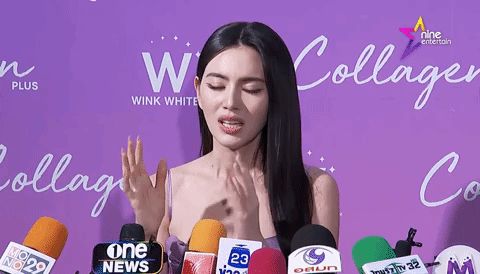 Mai Davika khóc lóc xin lỗi vì tụt dốc, bị khán giả quay lưng khi nói xấu Bella Ranee - Hình 1