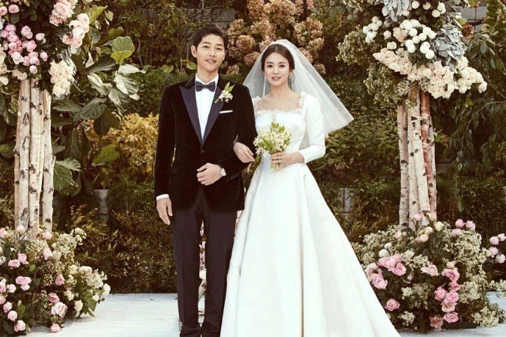 Song Joong Ki nhận tin dữ trước thềm cưới vợ mới, Song Hye Kyo khổ vì thị phi ngoại tình - Hình 5