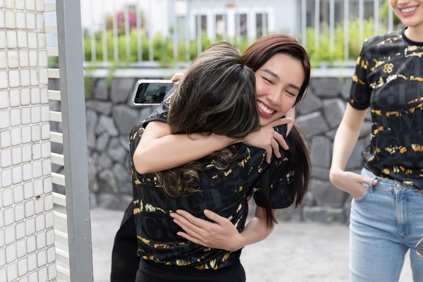 Đương kim Miss Grand thay đổi 180 độ khi đến VN, mami Teresa của Thùy Tiên tỏ rõ thái độ? - Hình 9