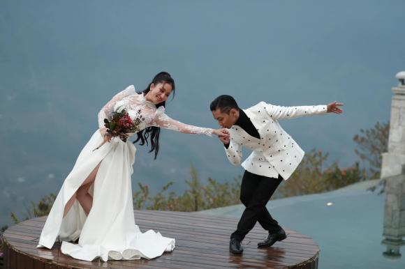 Khánh Thi bất ngờ đăng đàn chuyện hận cả thế giới, kể về những bất ổn tâm lý hậu đám cưới - Hình 4