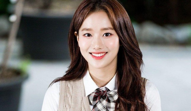 Lee Naeun: Bị đuổi khỏi Taxi Driver vì scandal bắt nạt, tiêu tan sự nghiệp chỉ sau 1 đêm? - Hình 11