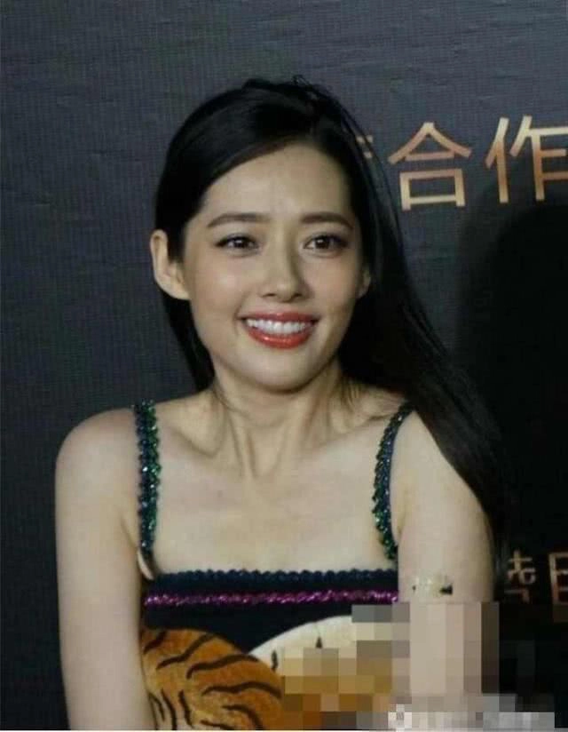 Tran Khai Su: Beauty was "ruined" by Chau Tinh Tri, real life and secret behind the screen - Photo 13