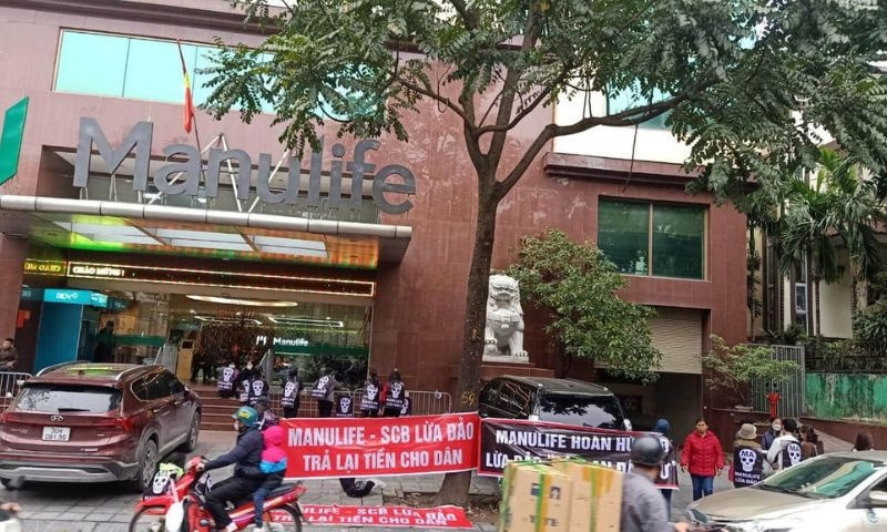 Bị tố lừa đảo, bảo hiểm Manulife buộc khách hàng phải ký giấy im lặng nếu muốn hoàn tiền - Hình 6