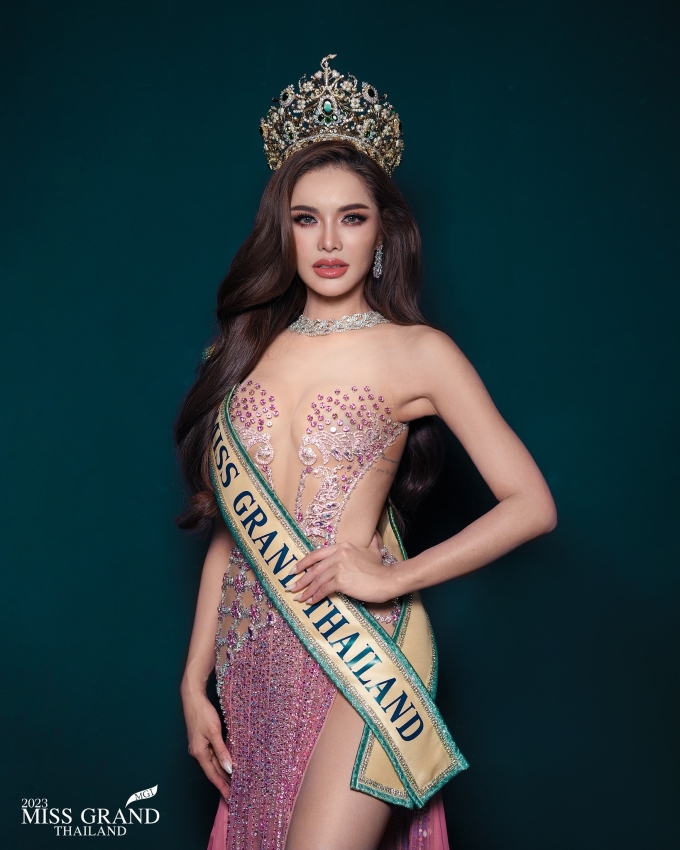Tân Miss Grand Thailand 2023 công khai phân biệt chủng tộc, đã giật vương miện nên không sợ ai? - Hình 4