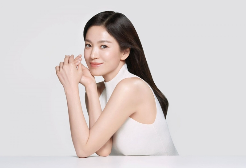 Lộ ảnh Song Hye Kyo hẹn hò 1 nam thần từng say đắm Son Ye Jin, Song Seung Hun - Lee Min Ho mất lượt? - Hình 5