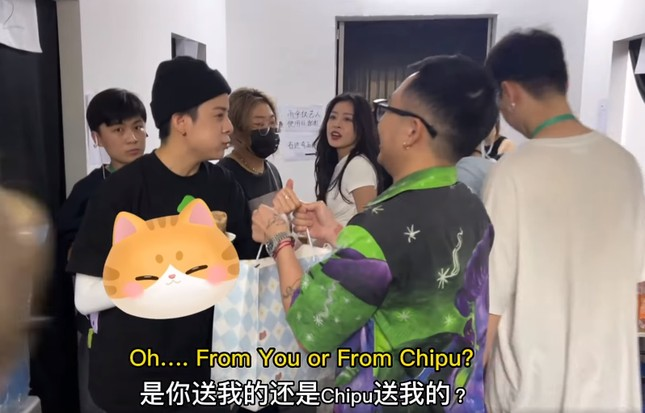 Tỷ tỷ đạp gió: Chi Pu bị loại khỏi chung kết vì thiếu 1 điều kiện, Amber an ủi, hứa sang Việt Nam? - Hình 6