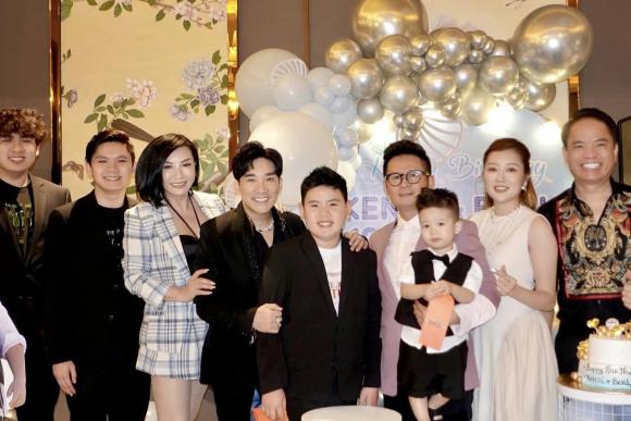 Bằng Kiều tổ chức sinh nhật cho 2 con trai, thái độ vợ mới khi đụng độ vợ cũ làm dân tình bàn tán - Hình 2