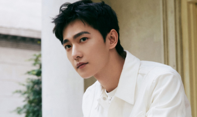 Dương Dương đăng ảnh thân thiết với bạn gái mới, nhan sắc có vượt mặt tình cũ Địch Lệ Nhiệt Ba? - Hình 4