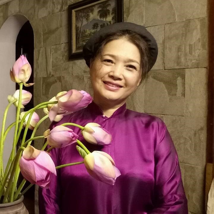 NSƯT Lê Vân: Biểu tượng nhan sắc của Mỹ nữ Hà Thành xưa, 2 lần gãy gánh, ấm êm ở t.uổi xế chiều - Hình 6