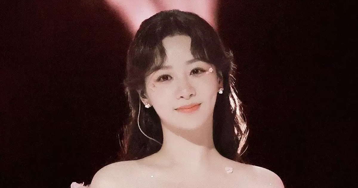 Dương Tử thể hiện tình cảm với 1 mỹ nam, từng là tình tin đồn 2 năm trước, có phải ngầm công khai? - Hình 9