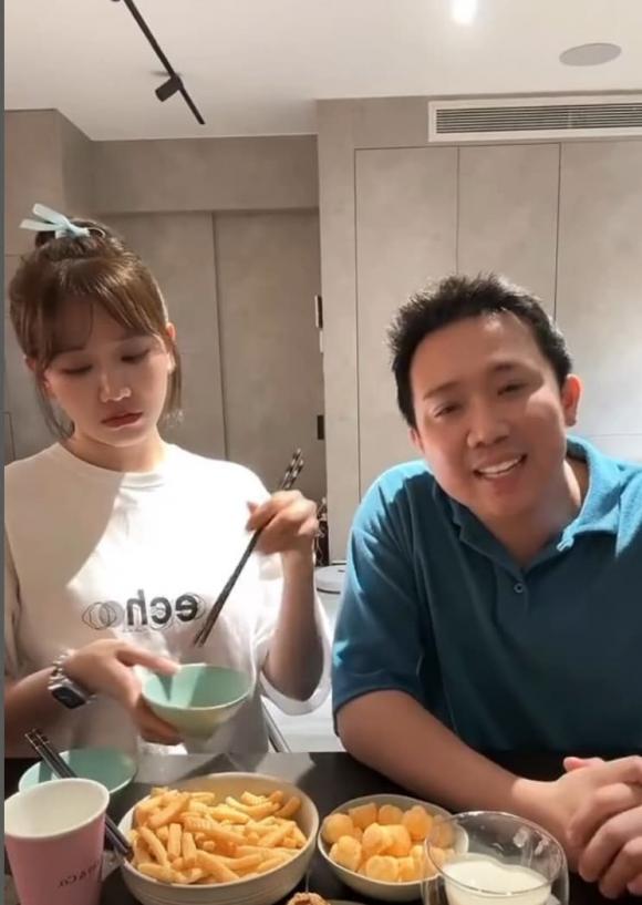 Hari Won bị tung clip tỏ thái độ khó chịu gay gắt với Trấn Thành, người trong cuộc vội phân bua - Hình 2
