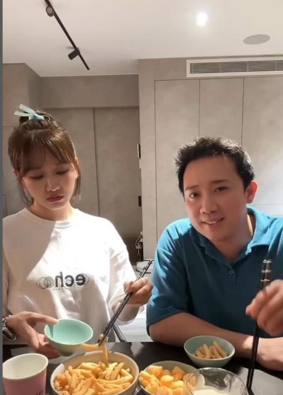 Hari Won bị tung clip tỏ thái độ khó chịu gay gắt với Trấn Thành, người trong cuộc vội phân bua - Hình 4