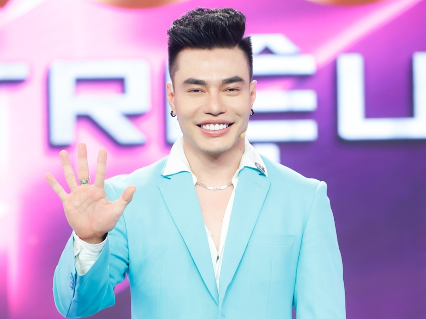 Le Duong Bao Lam had to sing Thanh Minh because he did this to Thuy Ngan on television - Photo 6