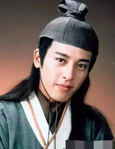 Lệnh Hồ Xung Lữ Tụng Hiền: Từ chối phú bà, chung tình tuyệt đối với vợ dù chẳng thể có con - Hình 2