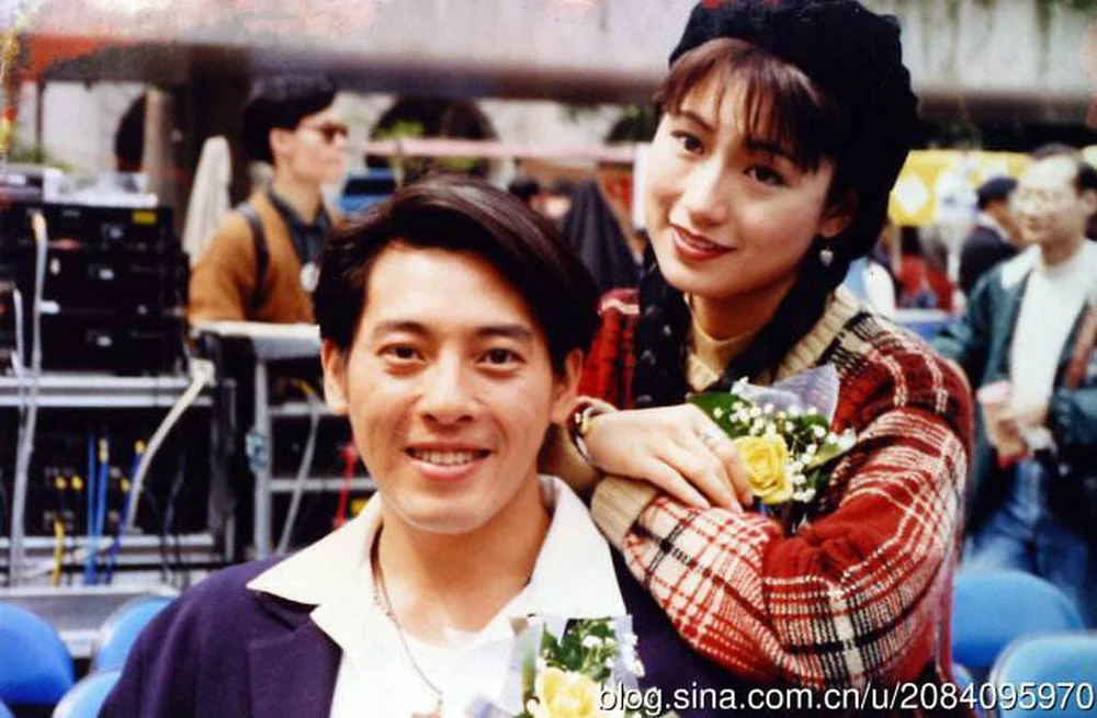 Lệnh Hồ Xung Lữ Tụng Hiền: Từ chối phú bà, chung tình tuyệt đối với vợ dù chẳng thể có con - Hình 7