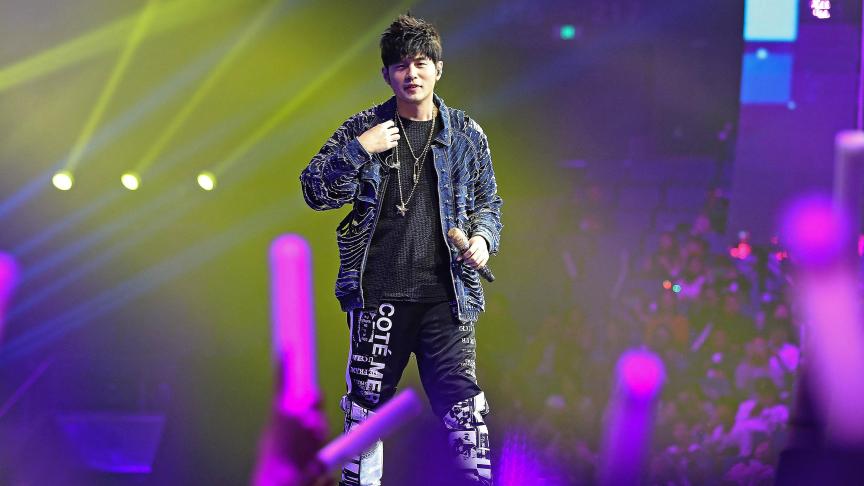 Châu Kiệt Luân gặp tai nạn nghiêm trọng, nôn mửa, chấn thương tại đêm Concert - Hình 5
