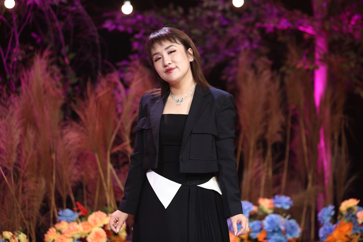 Huỳnh Tú tiết lộ hôn nhân nhiều bất đồng với chồng trẻ kém 5 tuổi, tổn thương vì bị body shaming - Hình 3