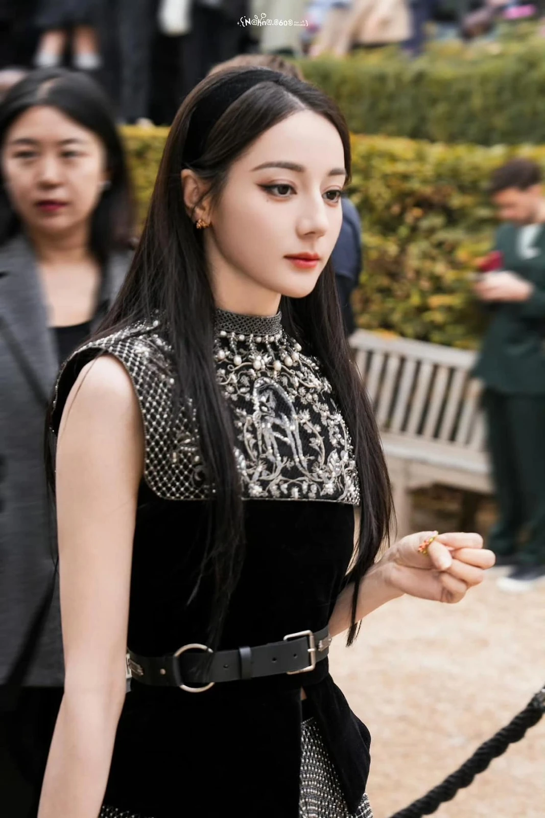 Dilraba Dilmurat announced bad news, fans were disappointed because they couldnt treat their eyes, booed the new movie - Photo 1