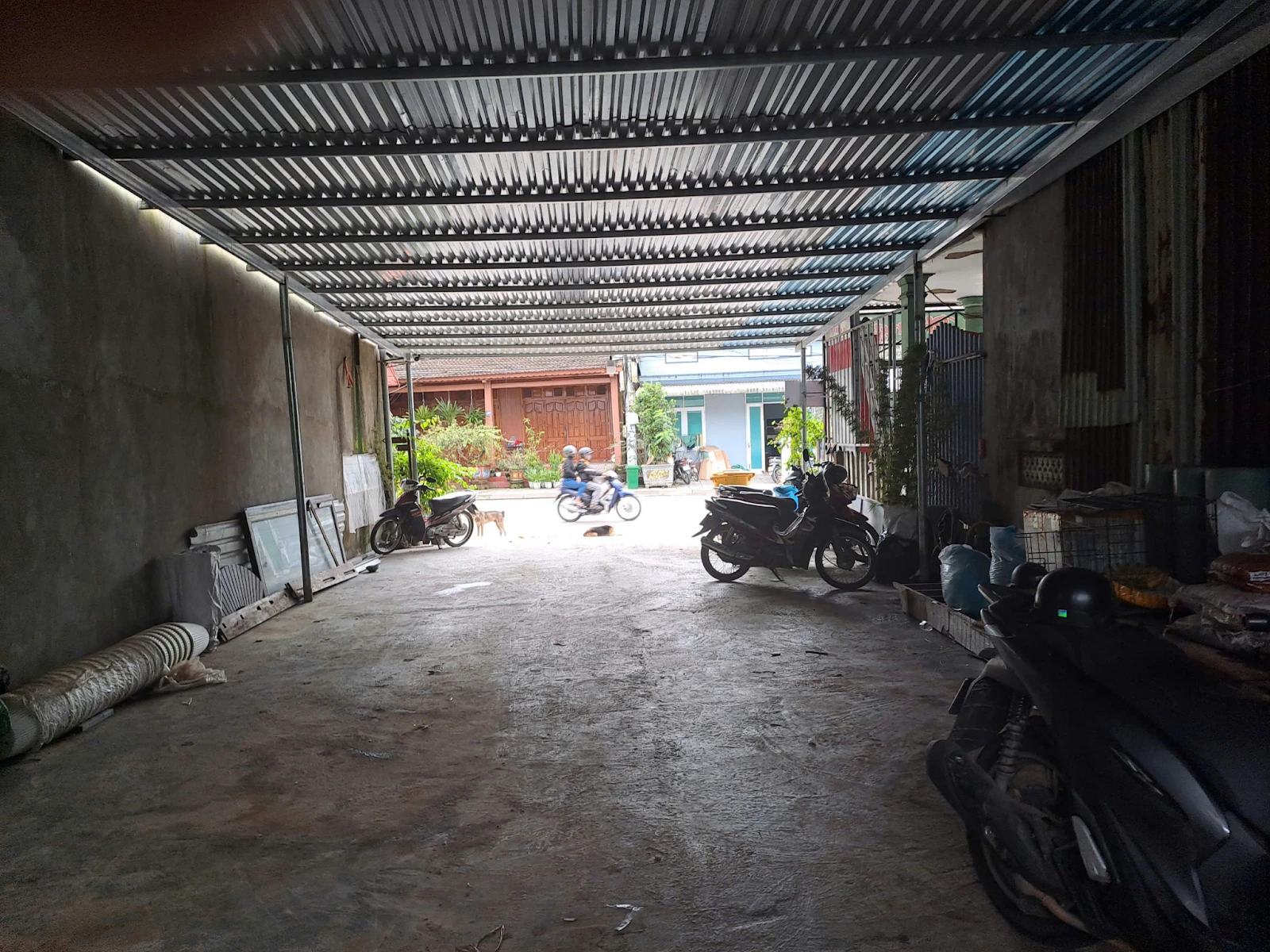 Dưỡng Dướng Dường bị cục Quản lý thị trường xông nhà, phong thủy mất linh? - Hình 2