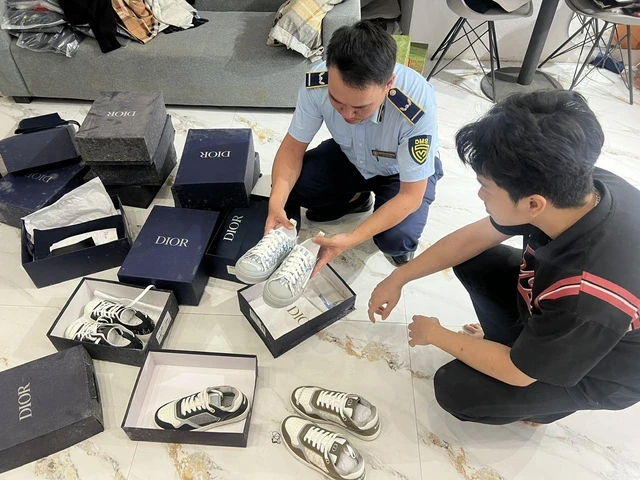 Dưỡng Dướng Dường bị cục Quản lý thị trường xông nhà, phong thủy mất linh? - Hình 11