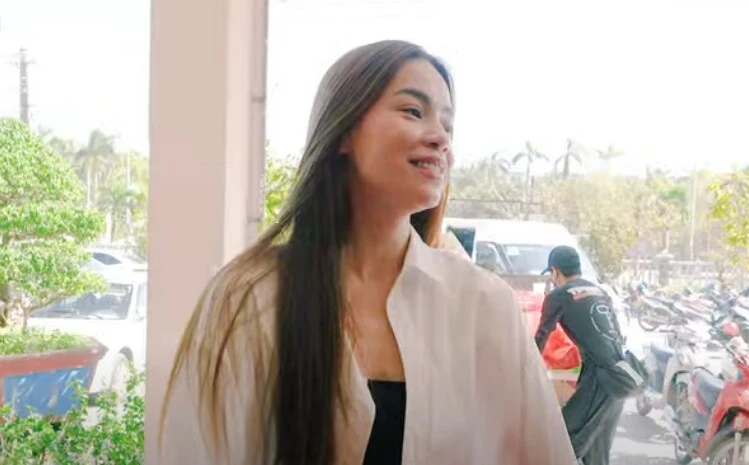 Hồ Ngọc Hà bị tóm làm việc xấu hổ ngoài đường, sự thật gây dậy sóng? - Hình 4