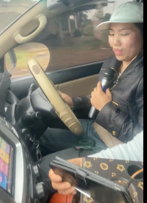 Hoàng Nguyên Vũ mắng bà Phương Hằng dạy hư phụ nữ, réo người lái xe vừa karaoke - Hình 1