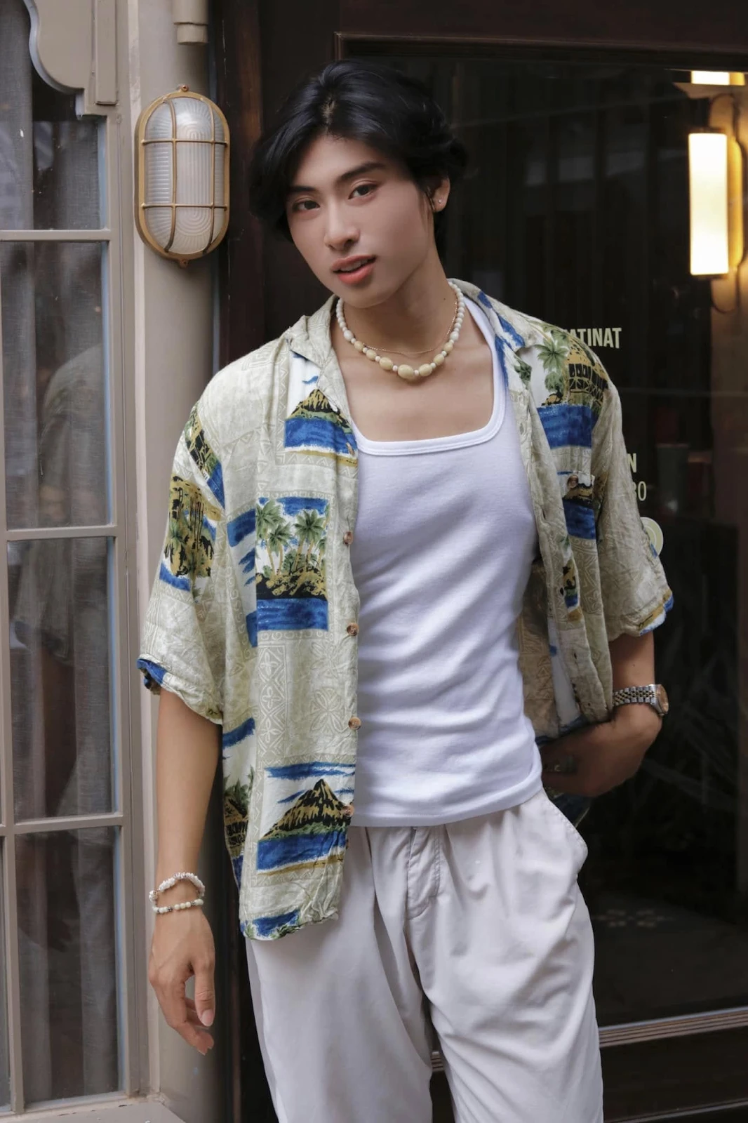 Tiktoker Trinh Trinh: Neighbor Le Tuan Khang has 3 personalities, extremely hot cross-dressing - Photo 3