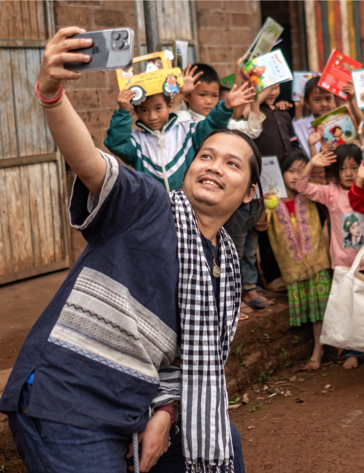 Hoàng Hoa Trung: thủ lĩnh dự án Nuôi Em, dành cả đời để dấn thân làm điều tử tế - Hình 7