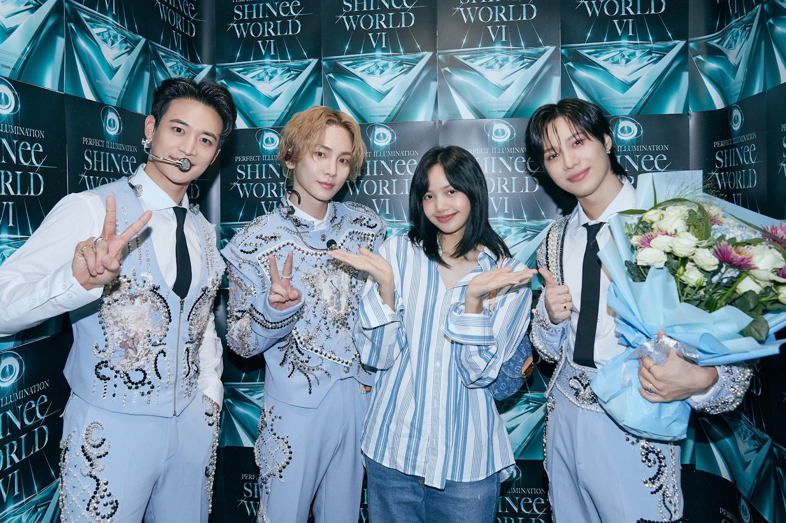 Lisa lặn lội qua Singapore không phải vì Taylor Swift, mà để dự concert SHINee - Hình 3