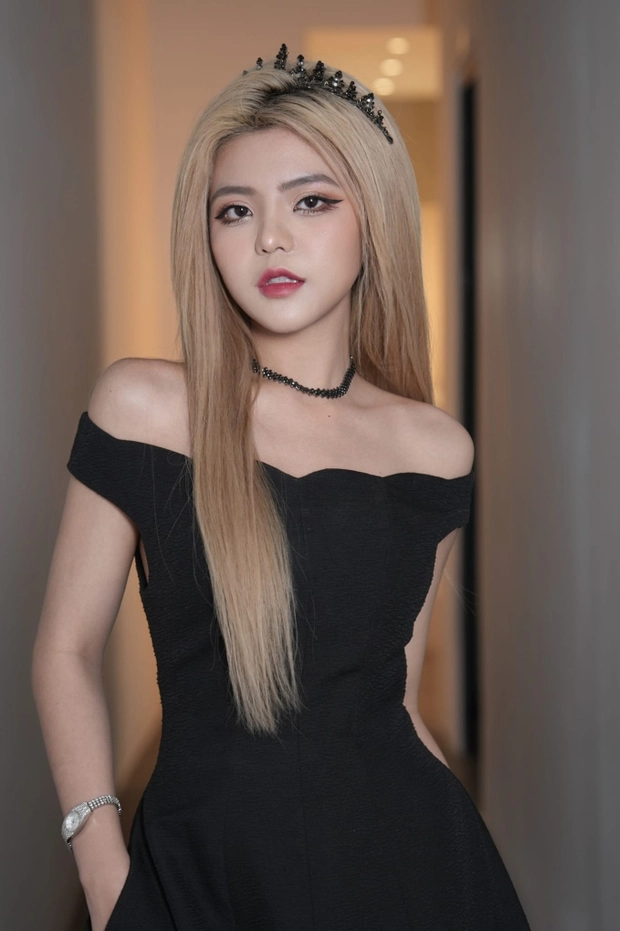 Reency Ngô: Hotgirl 10x cãi tay đôi với Kỳ Duyên, từng giảm 12kg gây choáng - Hình 1
