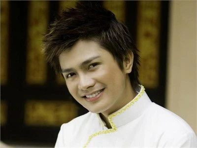 Hoàng Thanh: Người yêu bị đồn đồng tính, 7 năm chỉ cầm tay của Xuân Lan là ai? - Hình 1
