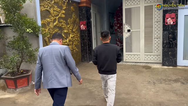 Nhà Quang Linh Vlog ở Nghệ An bỗng hot lại, soi tận kẽ phát hiện nội thất khủng - Hình 4