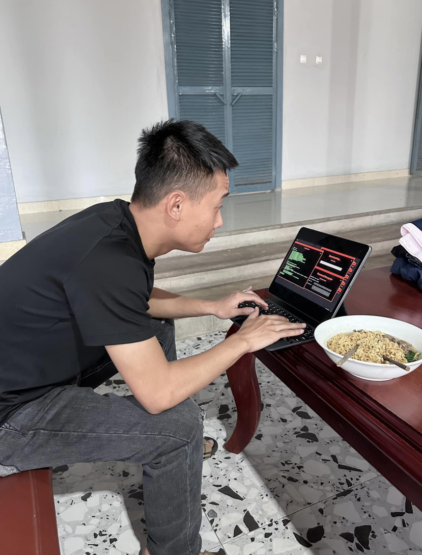 Nhà Quang Linh Vlog ở Nghệ An bỗng hot lại, soi tận kẽ phát hiện nội thất khủng - Hình 12