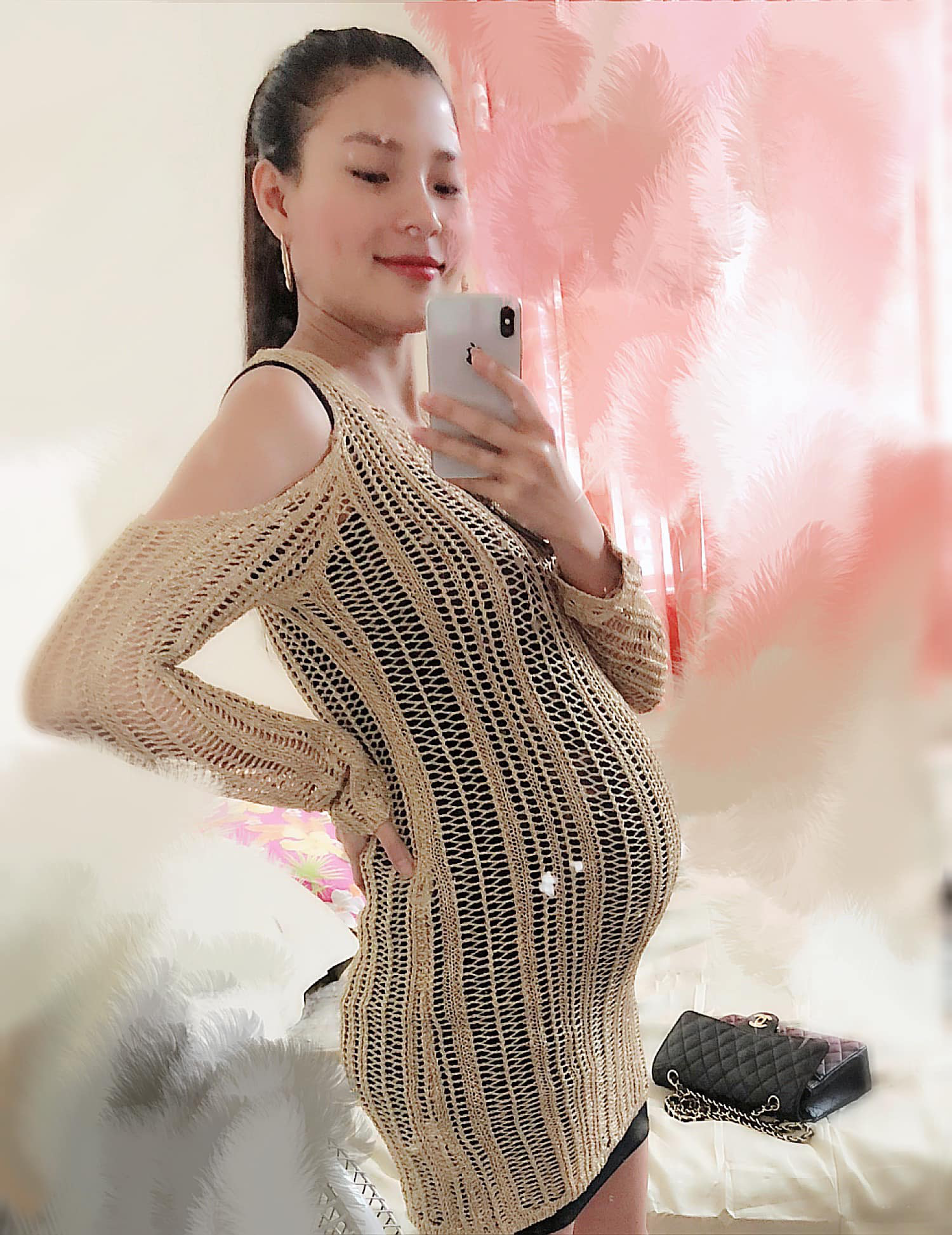 Thúy Diễm lộ bụng bầu vượt mặt, ông xã Lương Thế Thành há hốc, cứng họng - Hình 4