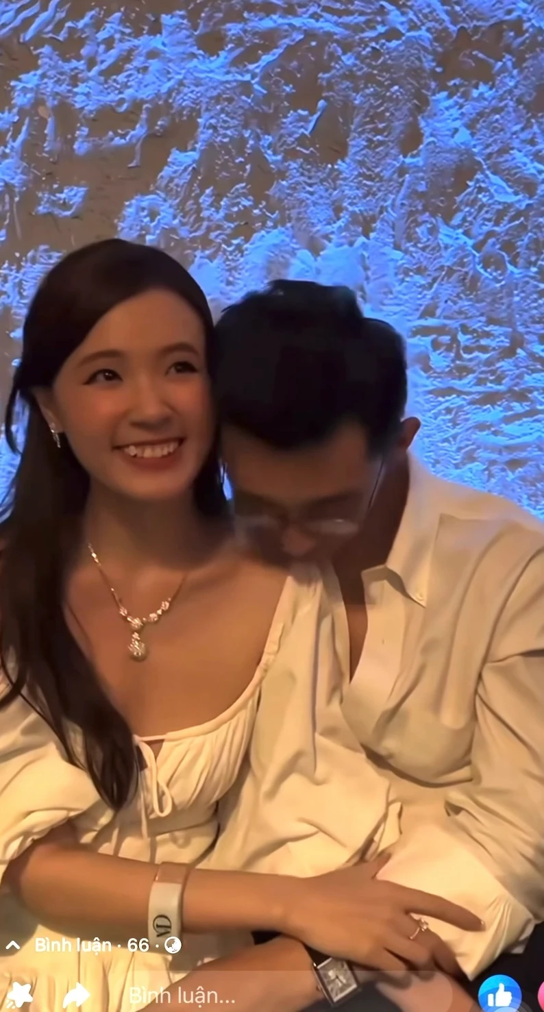 Midu lucky has a beautiful young master husband from the inside out, her body causes pain - Photo 4