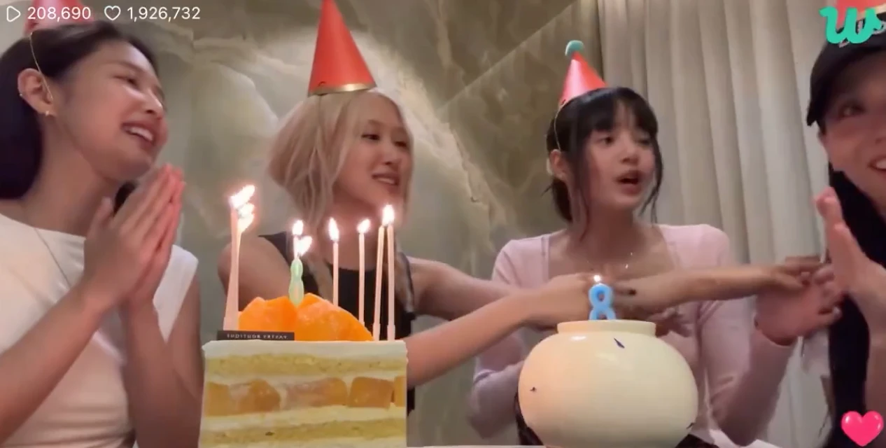 BLACKPINK reunites for the first time after leaving YG, jubilant livestream celebrates 8th anniversary of debut - Photo 3