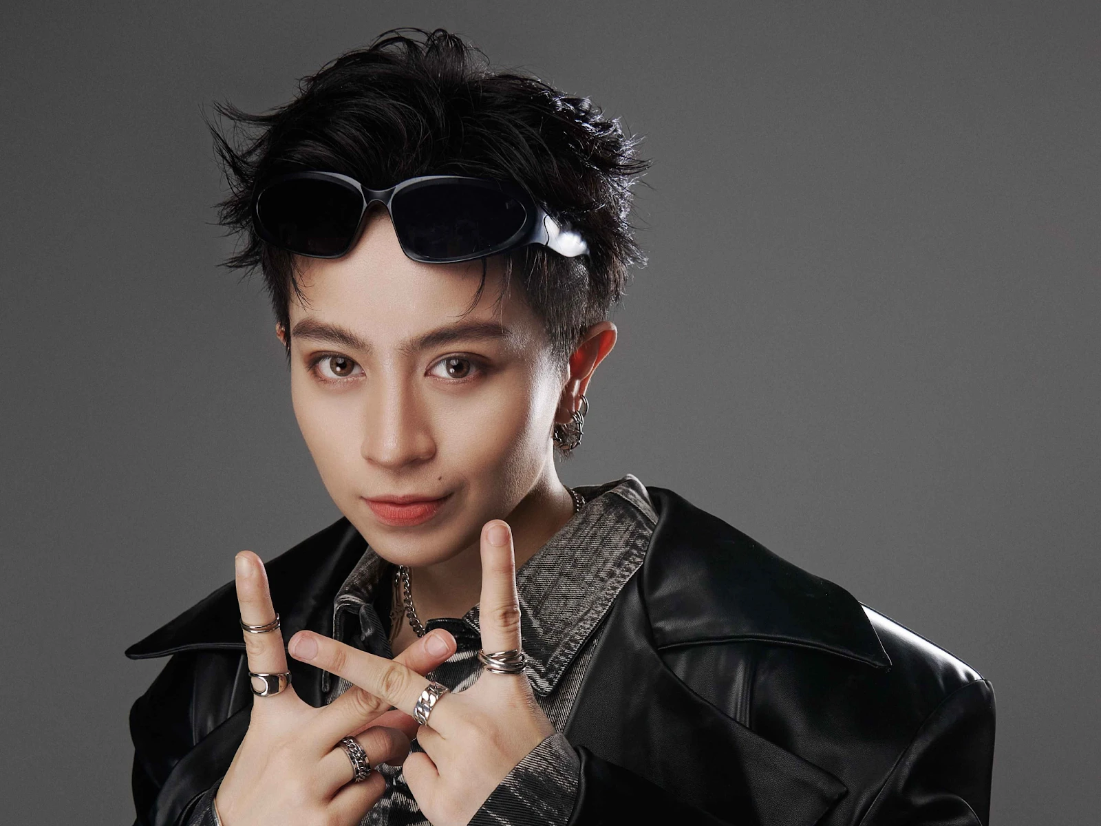 Gil Lê quá khứ tình trường yêu toàn mỹ nhân showbiz, Xoài Non thế chỗ của ai? - Hình 7