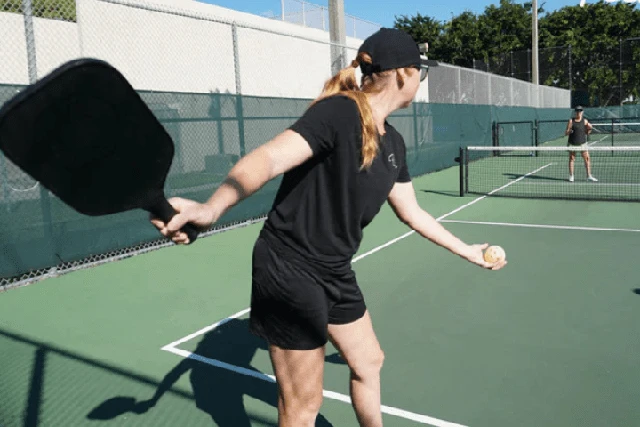 Pickleball - Môn thể thao Gil Lê, Xoài Non và dàn sao Việt mê mẩn, có gì thú vị? - Hình 3