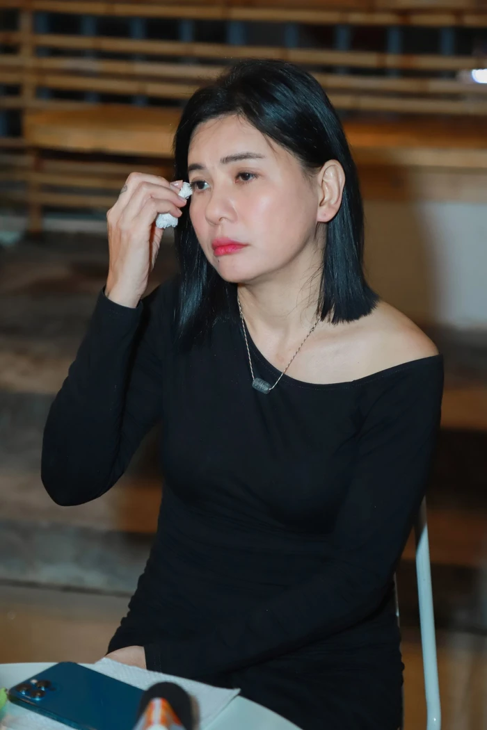 The homestay owners wife is in the same situation as Cat Phuong, advising Nam Thu to be silent - Photo 2