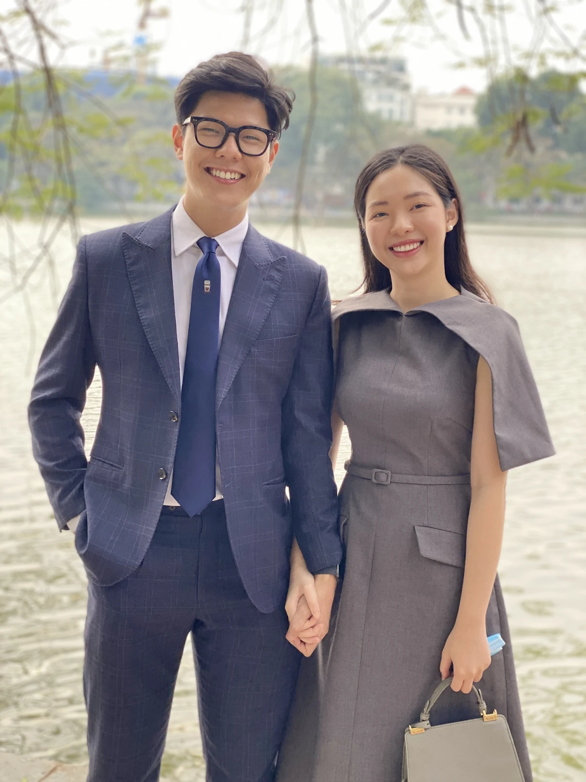 BTV Mạnh Cường của VTV nhầm lẫn khi đưa tin bão, bị chỉnh đốn phải vội xin lỗi - Hình 5