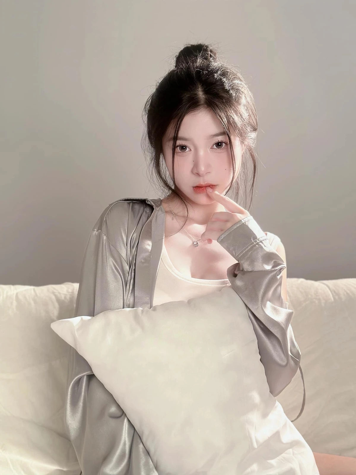 Bùi Quỳnh Như Hoa khôi Truyền hình, hóa mỹ nhân web drama xuyên không siêu hot - Hình 2